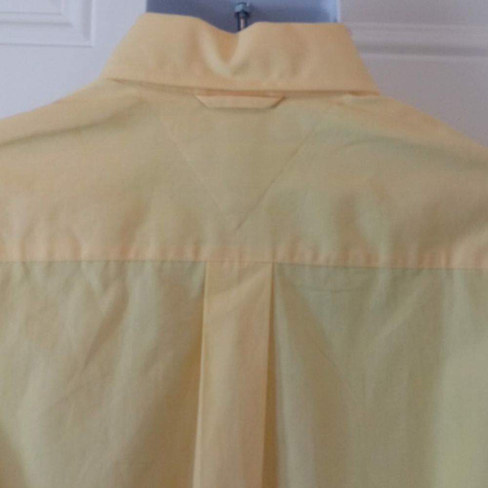 Tommy Hilfiger button-down yellow shirt - Picture 10 of 12